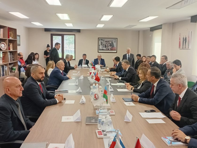Ankarada “Heydər Əliyev və Türk dünyası” mövzusunda panel müzakirələri keçirilib
