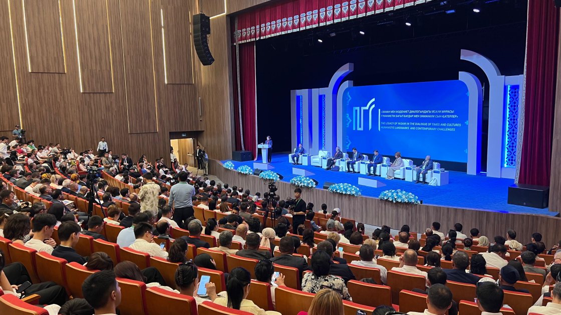 Türküstanda “Yəsəvi İrsi”nə həsr olunmuş beynəlxalq simpozium təşkil edilib