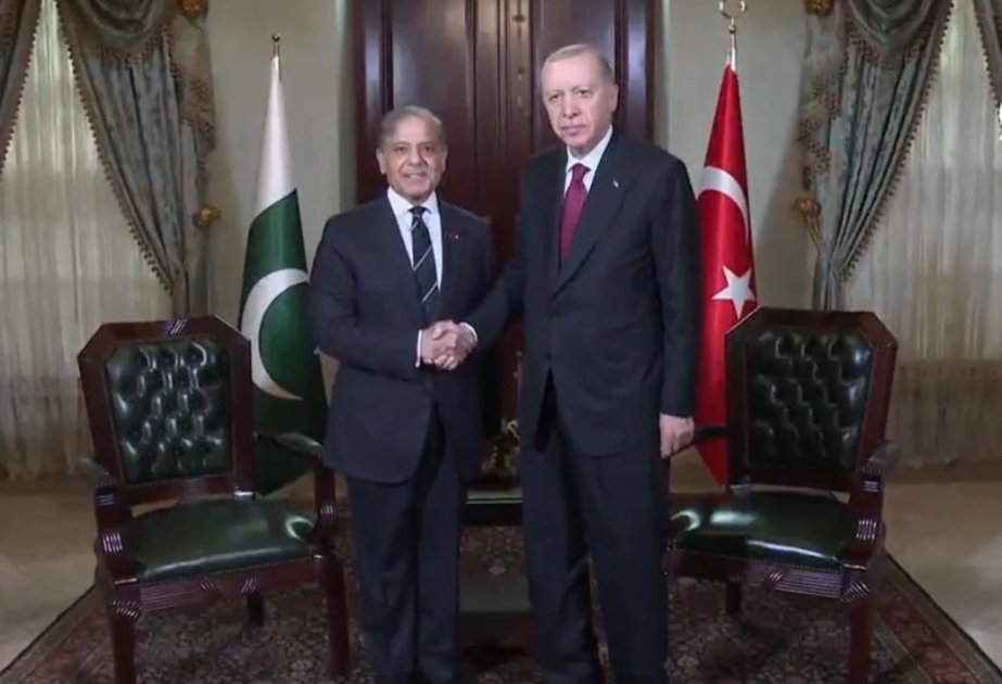 Pakistanın Baş naziri Türkiyədə səfərdədir